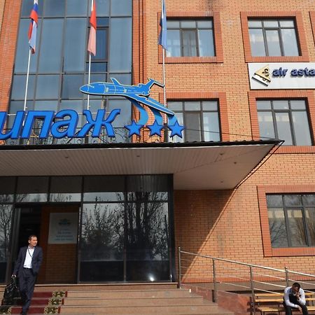 Hotel Экипаж à Almaty Extérieur photo
